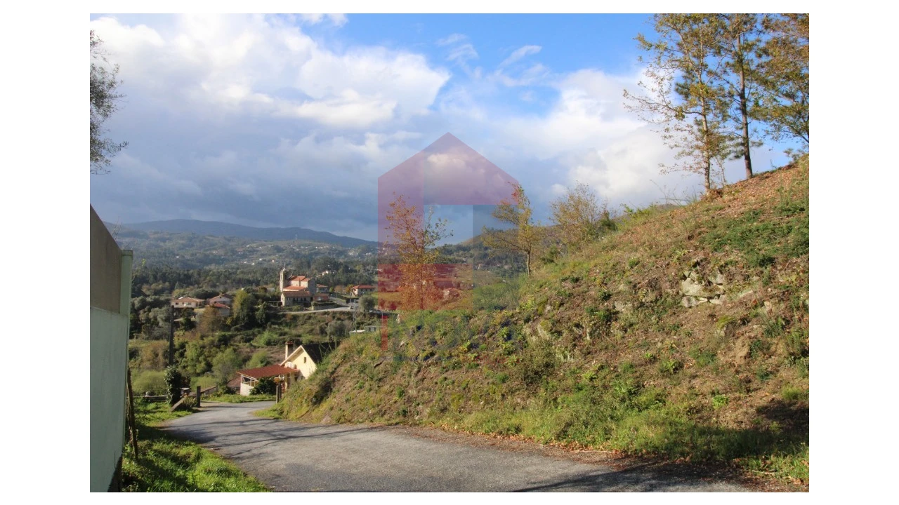 Terreno para Venda em Sande, Vilarinho, Barros e Gomide Foto 4