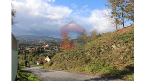 Terreno para Venda em Sande, Vilarinho, Barros e Gomide