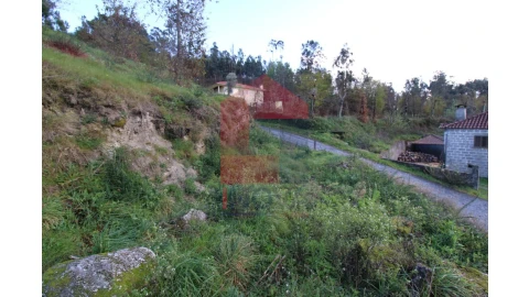 Terreno para Venda em Sande, Vilarinho, Barros e Gomide