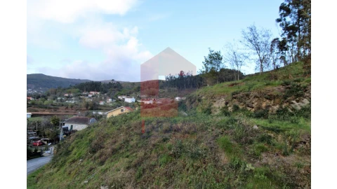 Terreno para Venda em Sande, Vilarinho, Barros e Gomide
