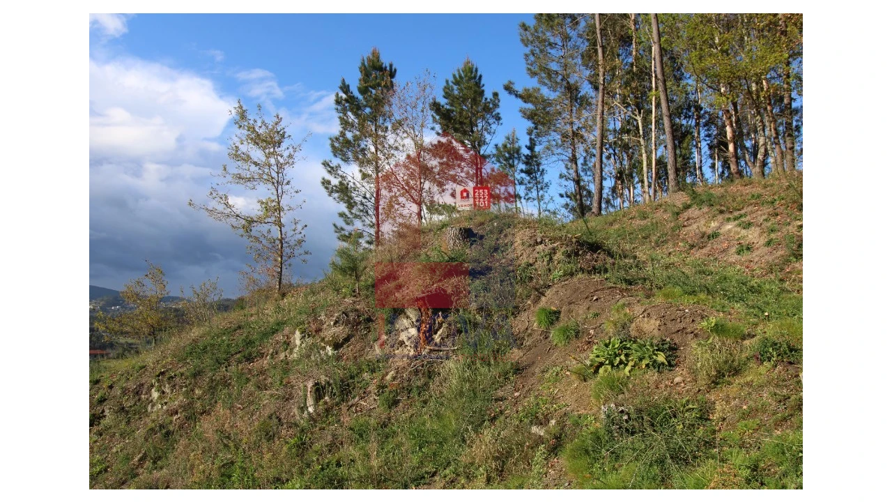 Terreno para Venda em Sande, Vilarinho, Barros e Gomide Foto 2