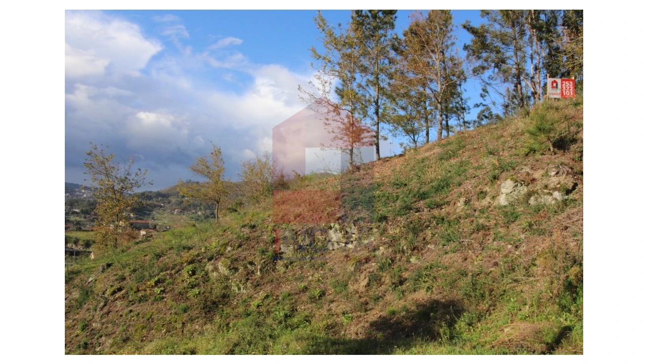 Terreno para Venda em Sande, Vilarinho, Barros e Gomide Foto 3