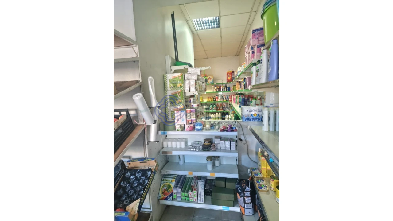 Loja para Venda em Rio Tinto Foto 9