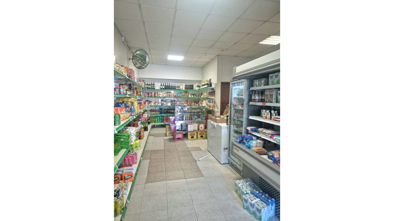 Loja para Venda em Rio Tinto Foto 7