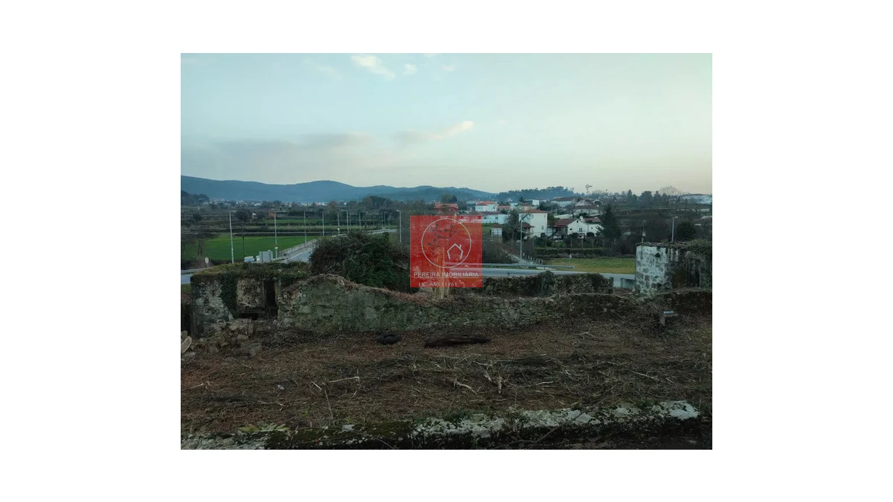 Quinta T3 para Venda em Fragoso Foto 9