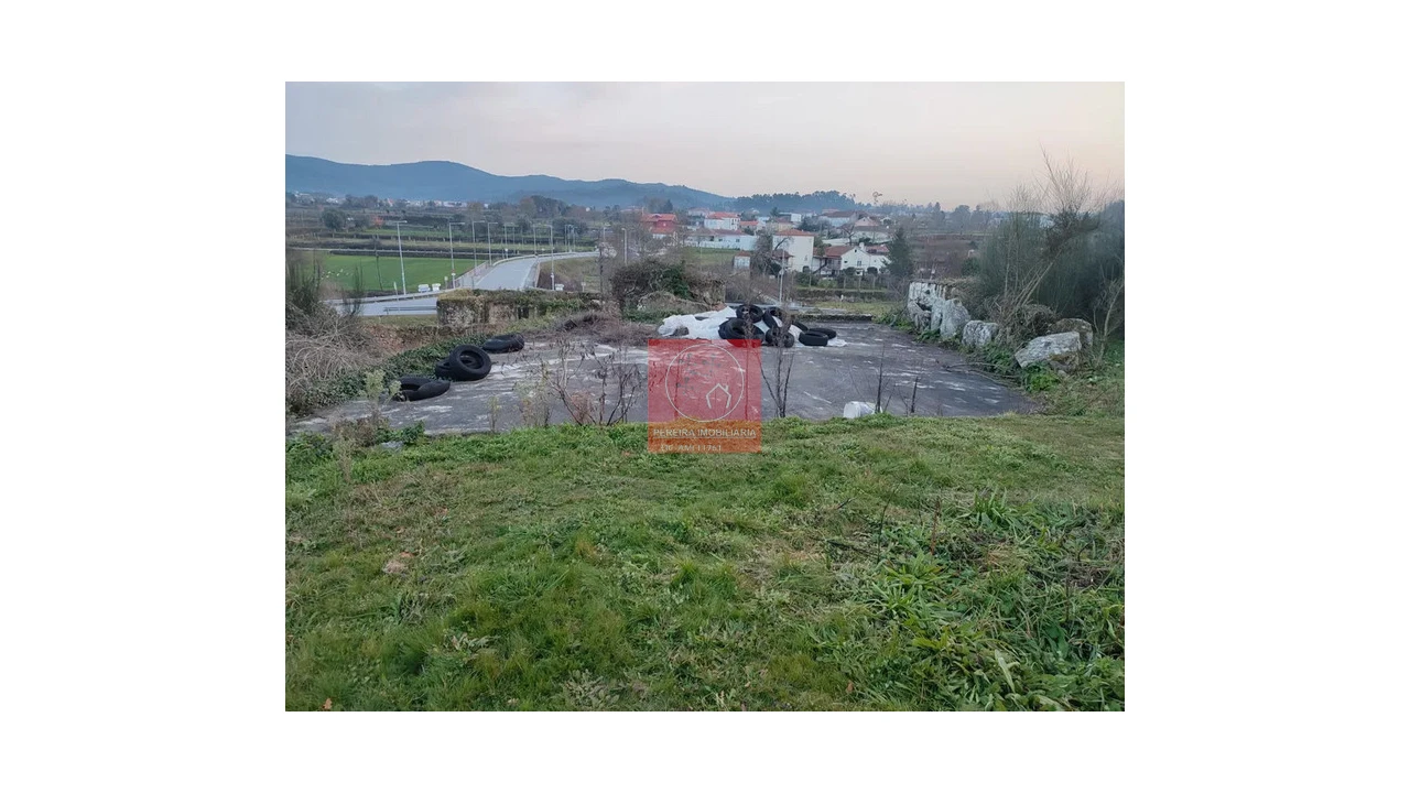 Quinta T3 para Venda em Fragoso Foto 5