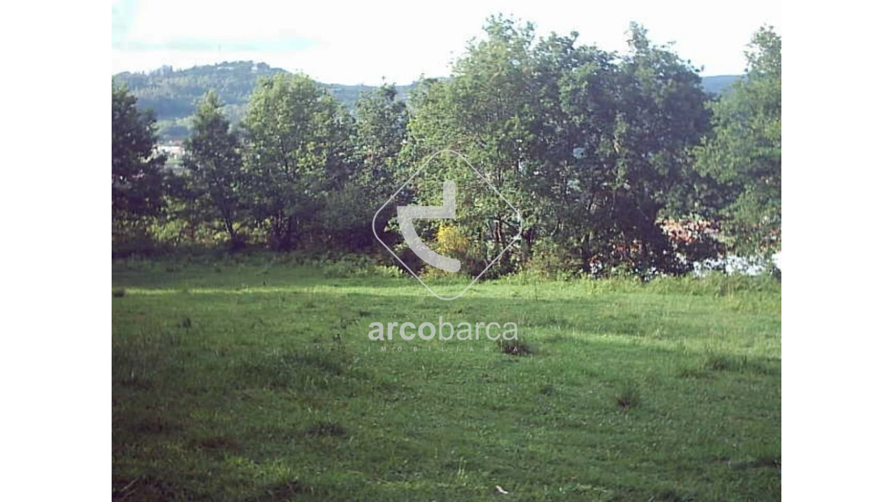Terreno para Venda em Paredes de Coura e Resende Foto 2