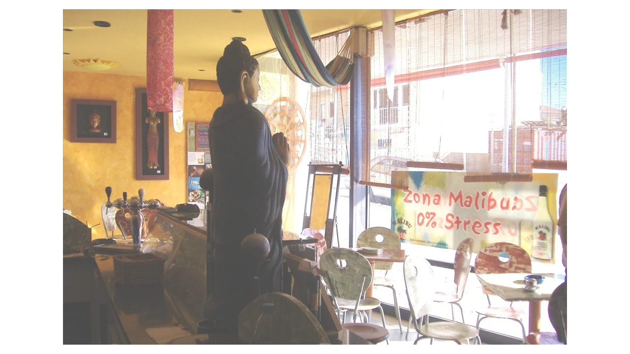 Loja para Trespasse em Charneca de Caparica e Sobreda Foto 1