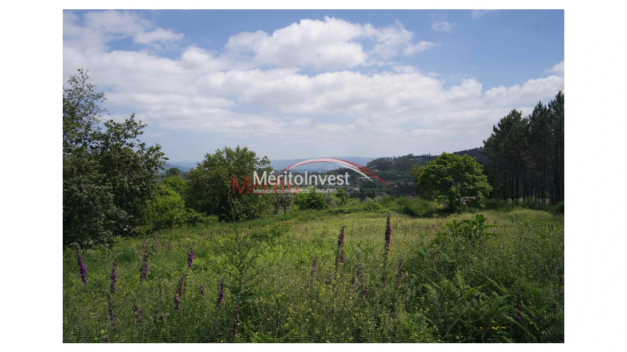 Terreno para Venda em Dossãos Foto 2