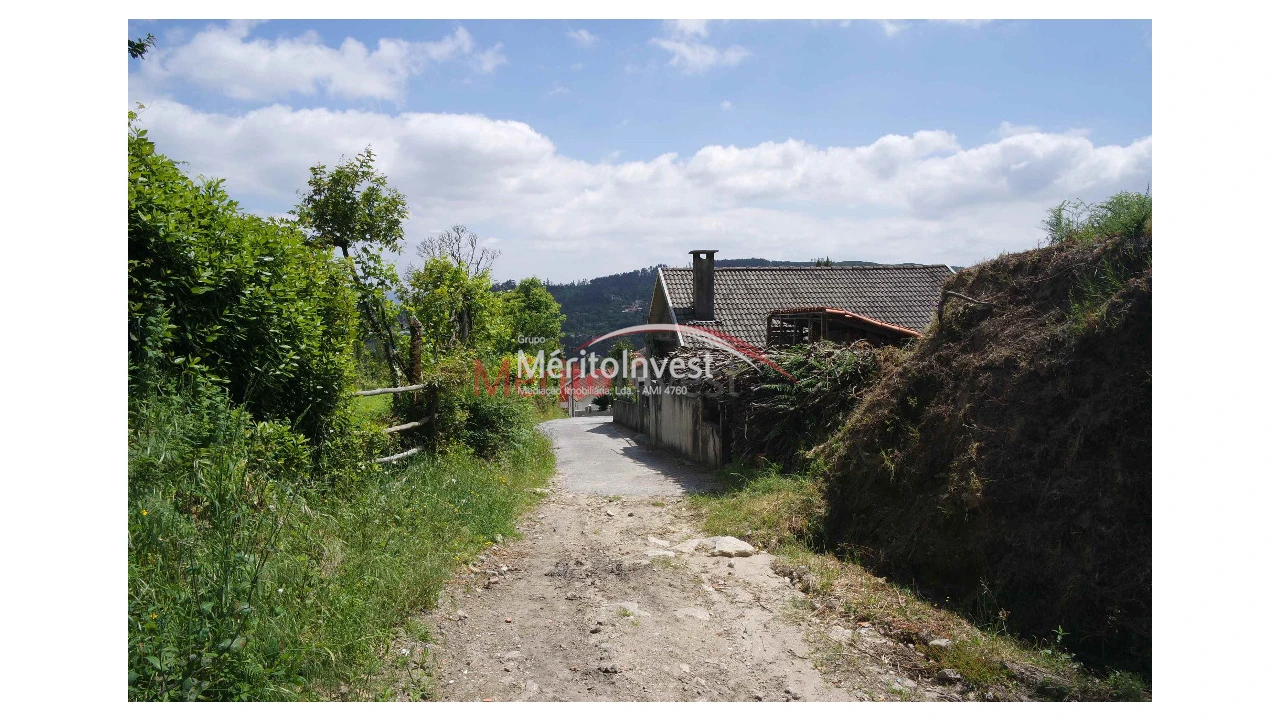 Terreno para Venda em Dossãos Foto 4