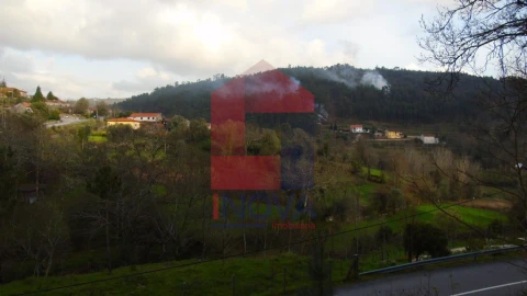 Terreno para Venda em Pico de Regalados, Gondiães e Mós