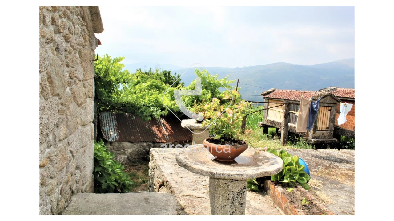 Moradia T3 para Venda em Cabreiro Foto 27