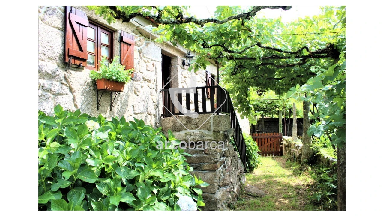 Moradia T3 para Venda em Cabreiro Foto 1