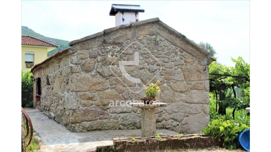 Moradia T3 para Venda em Cabreiro Foto 21