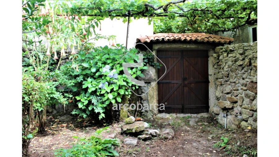 Moradia T3 para Venda em Cabreiro Foto 32