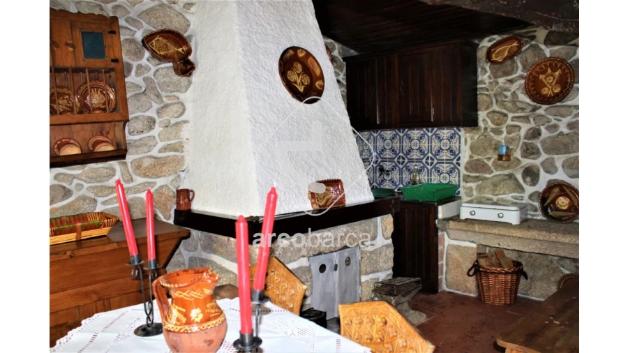 Moradia T3 para Venda em Cabreiro Foto 8