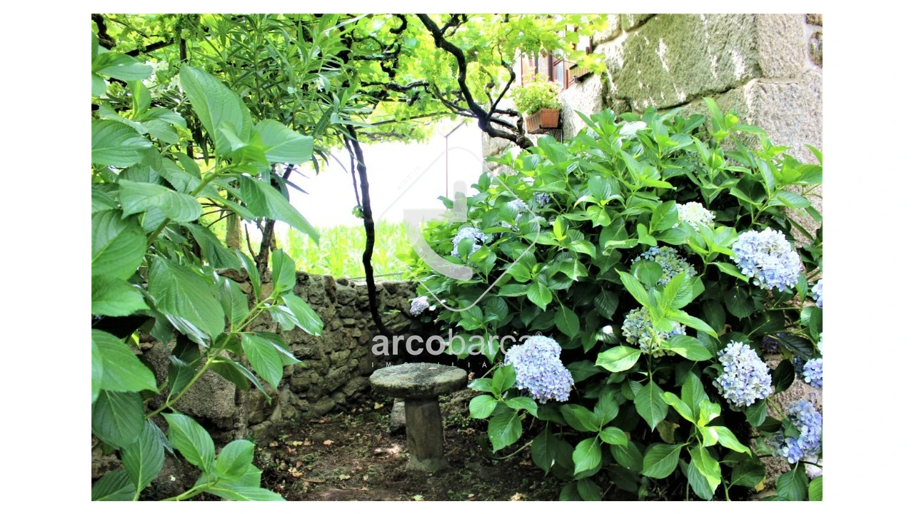 Moradia T3 para Venda em Cabreiro Foto 30