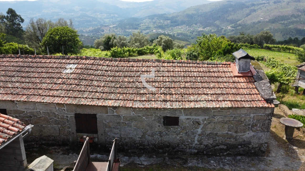 Moradia T3 para Venda em Cabreiro Foto 37