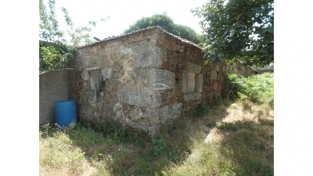 Terreno para Venda em Esmeriz e Cabeçudos Foto 7