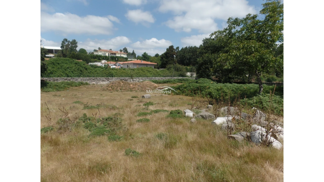 Terreno para Venda em Esmeriz e Cabeçudos Foto 6