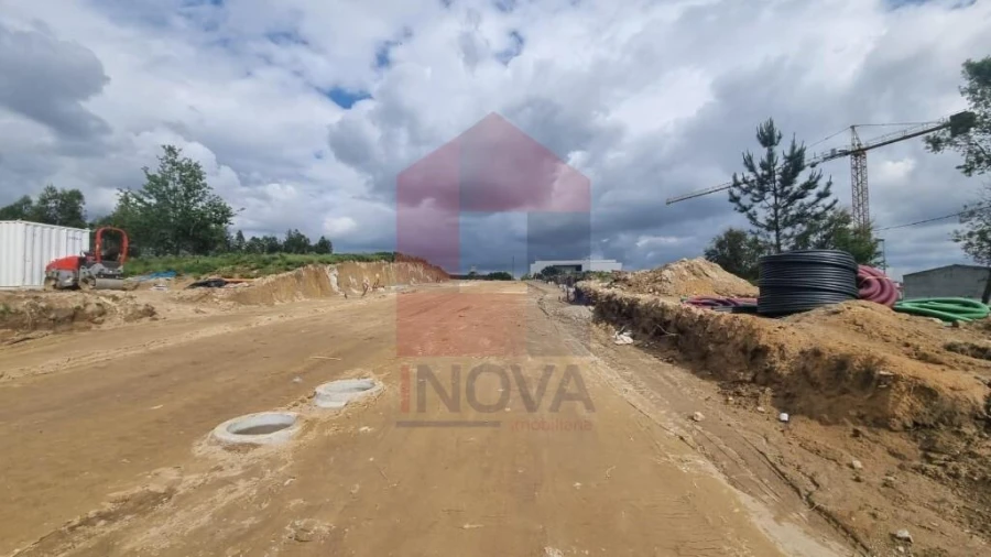 Terreno para Venda em Loureira Foto 11