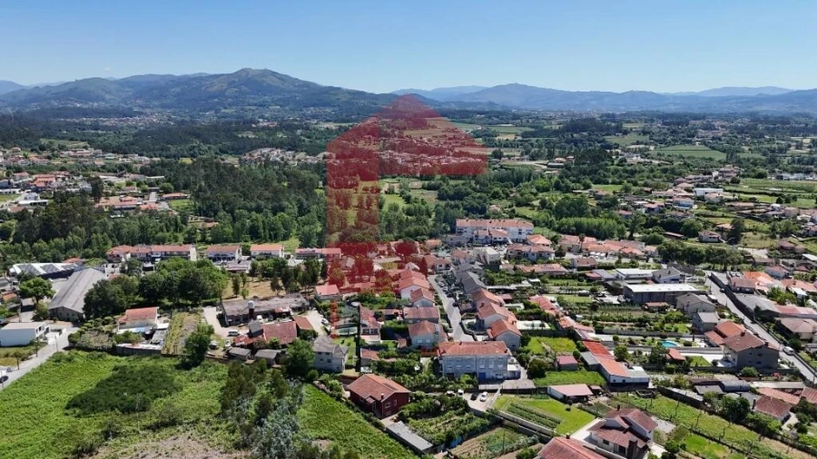 Terreno para Venda em Loureira Foto 59