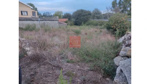 Terreno para Venda em Póvoa de Varzim, Beiriz e Argivai