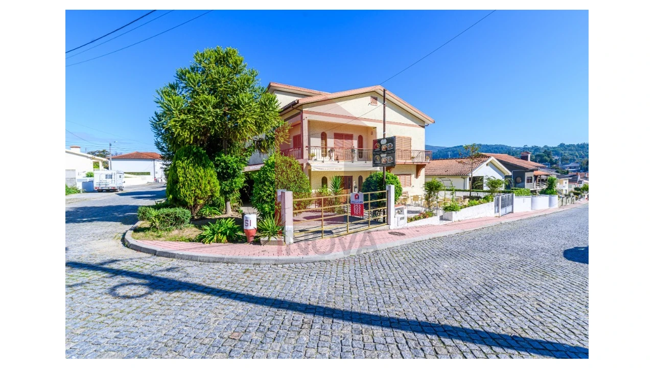 Moradia T4 para Venda em Bico Foto 1