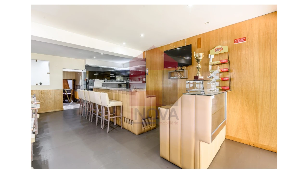 Moradia T4 para Venda em Bico Foto 13