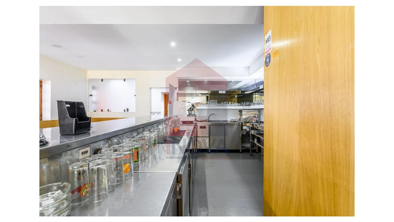 Moradia T4 para Venda em Bico Foto 14