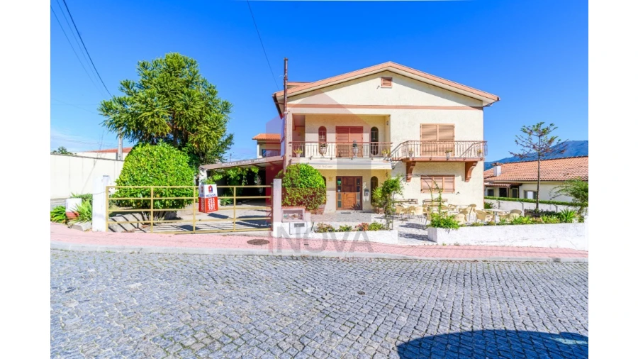 Moradia T4 para Venda em Bico Foto 34