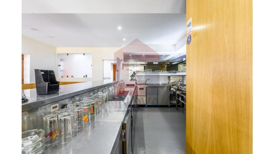 Moradia T4 para Venda em Bico Foto 14