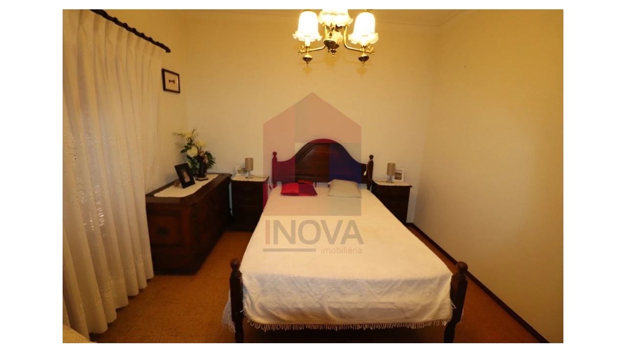 Moradia T4 para Venda em Bico Foto 23