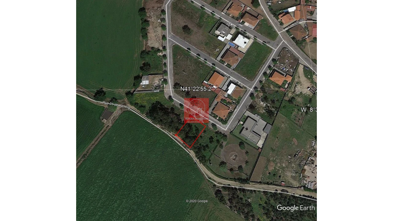 Terreno para Venda em Fradelos Foto 1