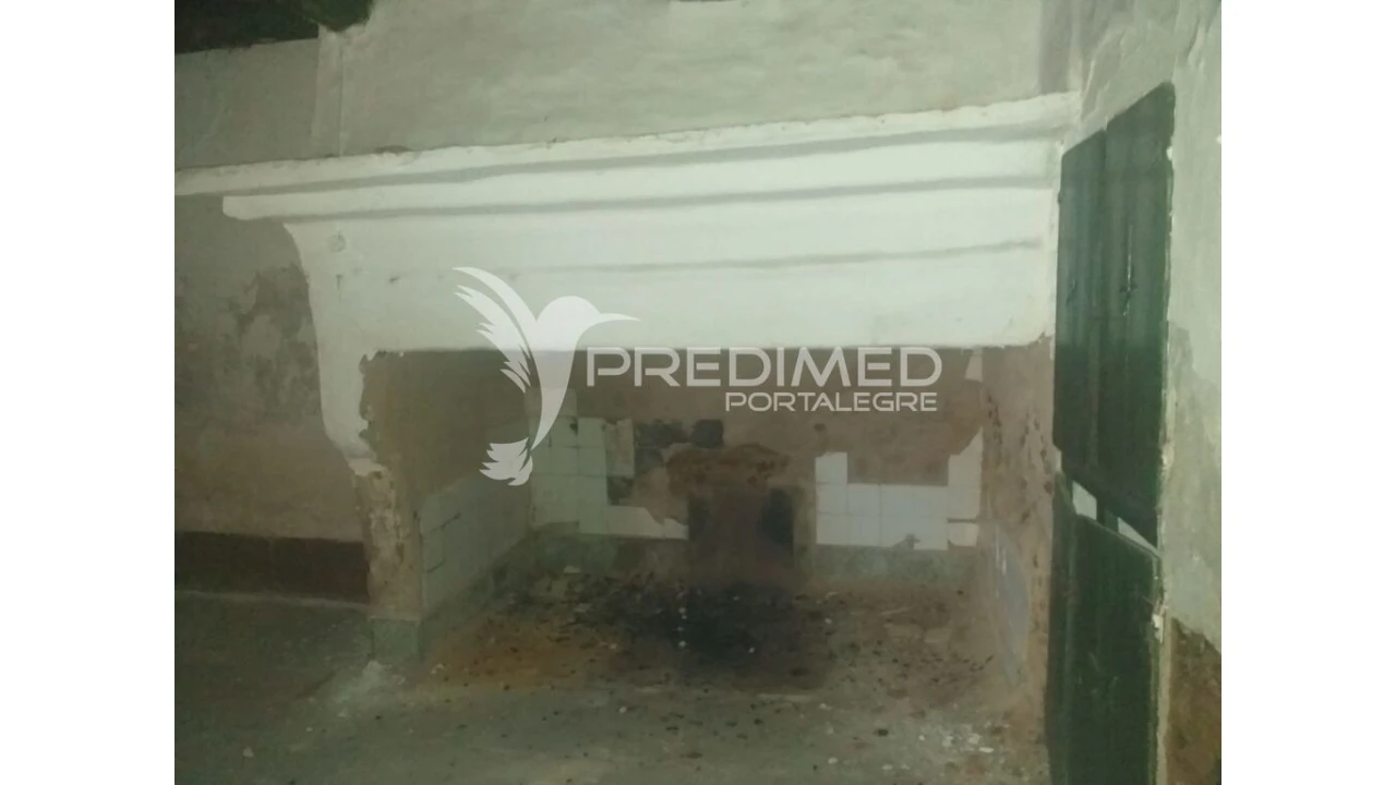 Moradia T5 para Venda em Alpalhão Foto 7