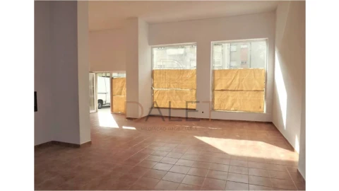 Loja para Venda em Alto do Seixalinho, Santo André e Verderena