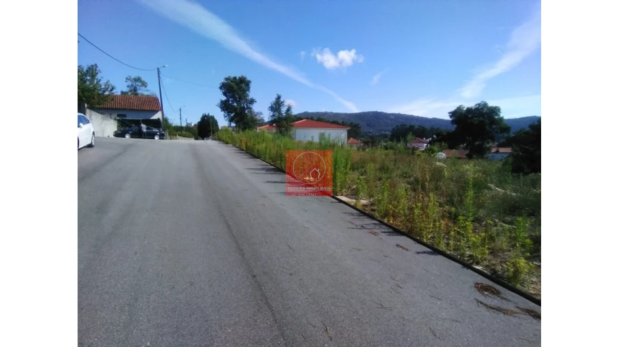 Terreno para Venda em Durrães e Tregosa Foto 13