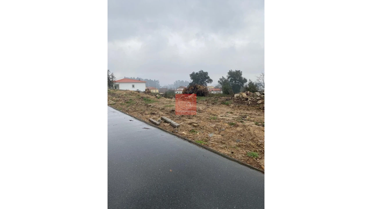 Terreno para Venda em Durrães e Tregosa Foto 2