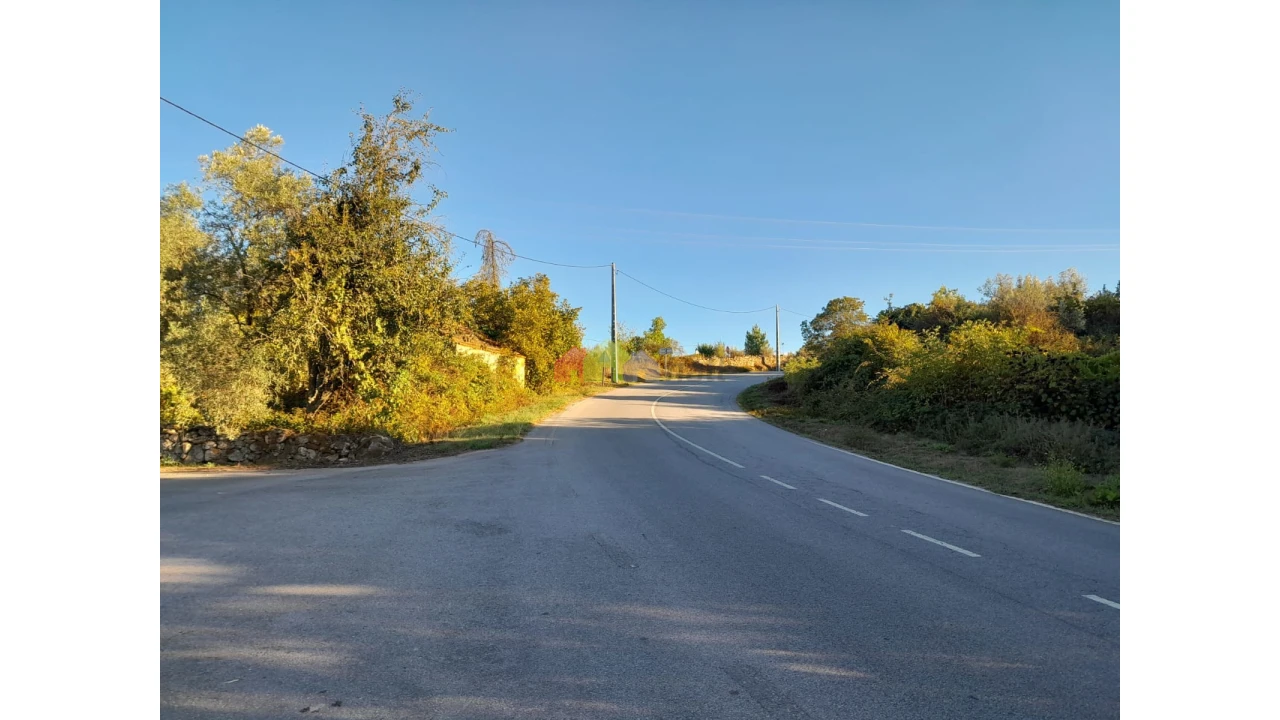 Terreno para Venda em Paradinha e Nagosa Foto 8
