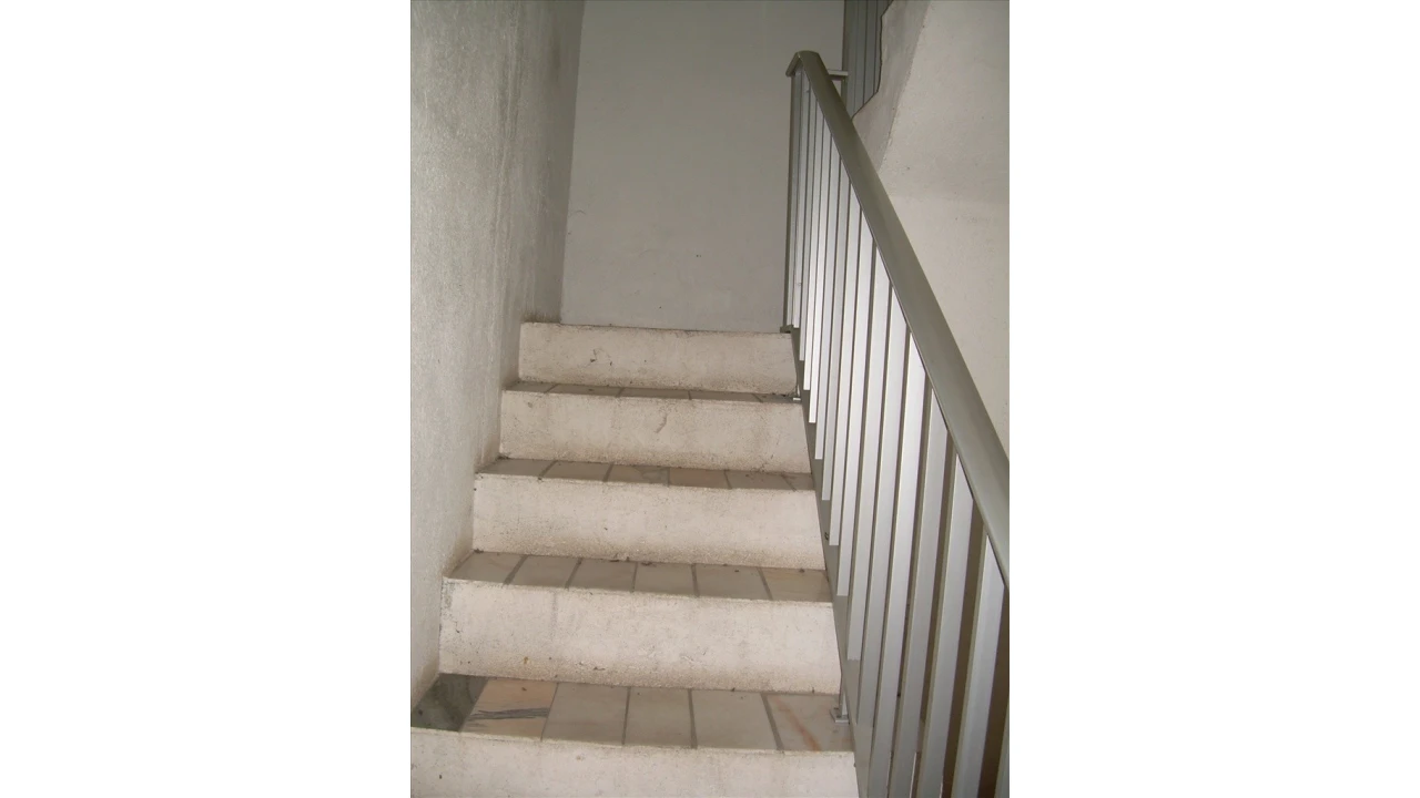 Armazém para Venda em Charneca de Caparica e Sobreda Foto 9