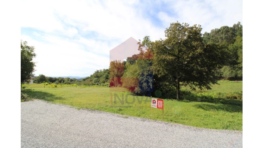 Terreno para Venda em Sande, Vilarinho, Barros e Gomide Foto 2