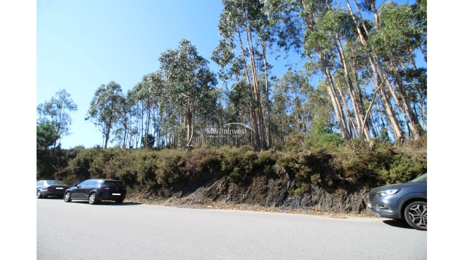Terreno para Venda em Vilarinho das Cambas Foto 2