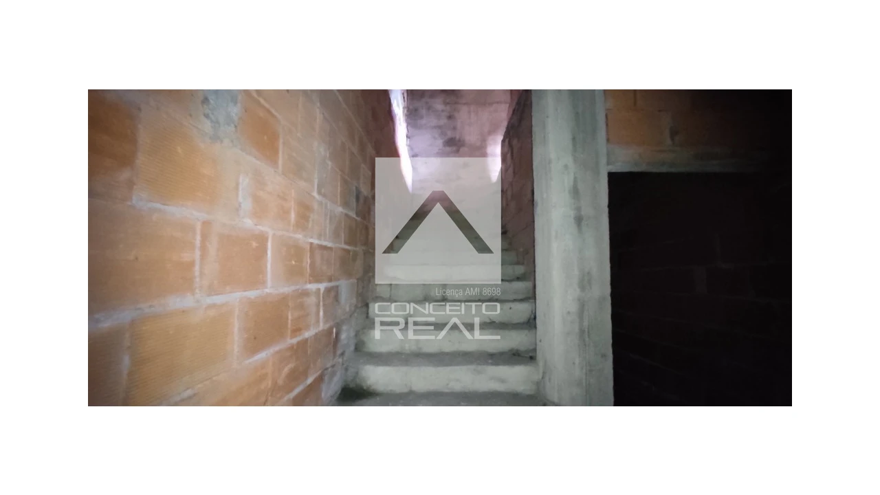 Moradia T4 para Venda em Lordelo Foto 12