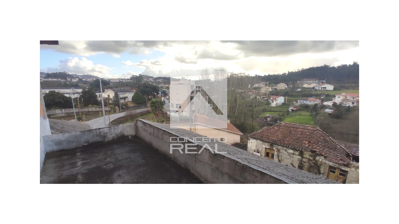 Moradia T4 para Venda em Lordelo Foto 21