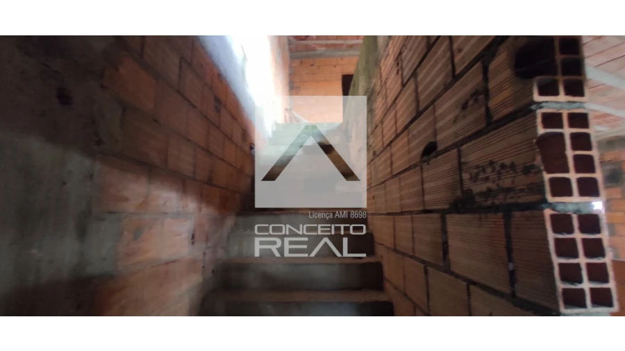 Moradia T4 para Venda em Lordelo Foto 16