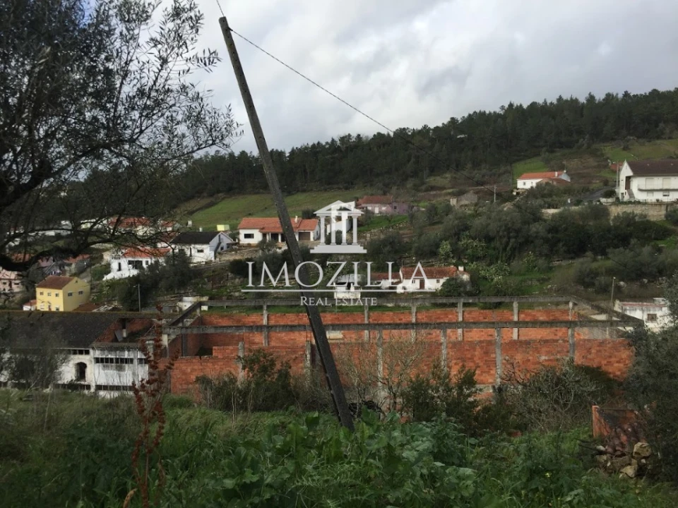 Armazém para Venda em Alcobaça e Vestiaria Foto 3