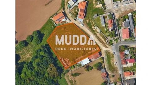 Terreno para Venda em São João de Ver