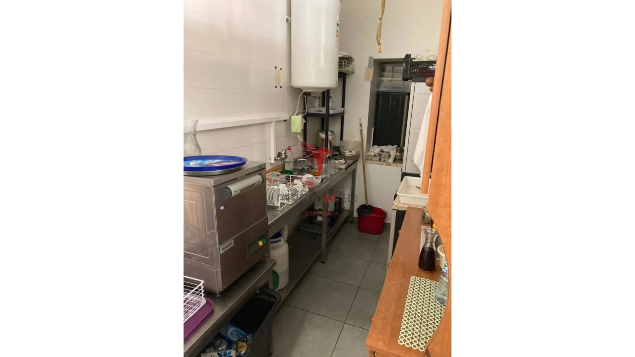 Loja para Venda em Conceição e Estoi Foto 7