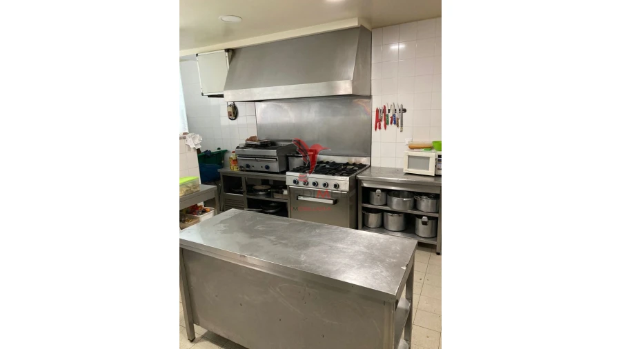 Loja para Venda em Conceição e Estoi Foto 6