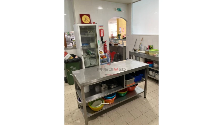 Loja para Venda em Conceição e Estoi Foto 8